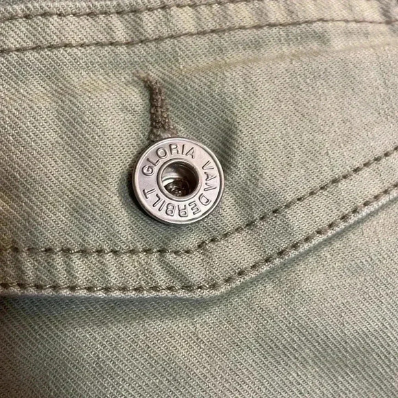 Cute Gloria Vanderbilt Missy Size 8 Bermuda Shorts - Picture 7 of 8